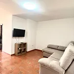 Apartment La Muralla