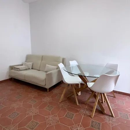 Апартаменти La Muralla *